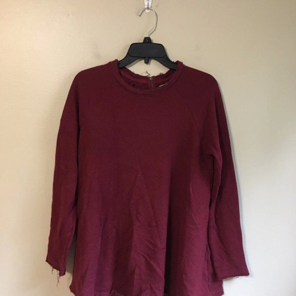 Coperative small burgundy top‎